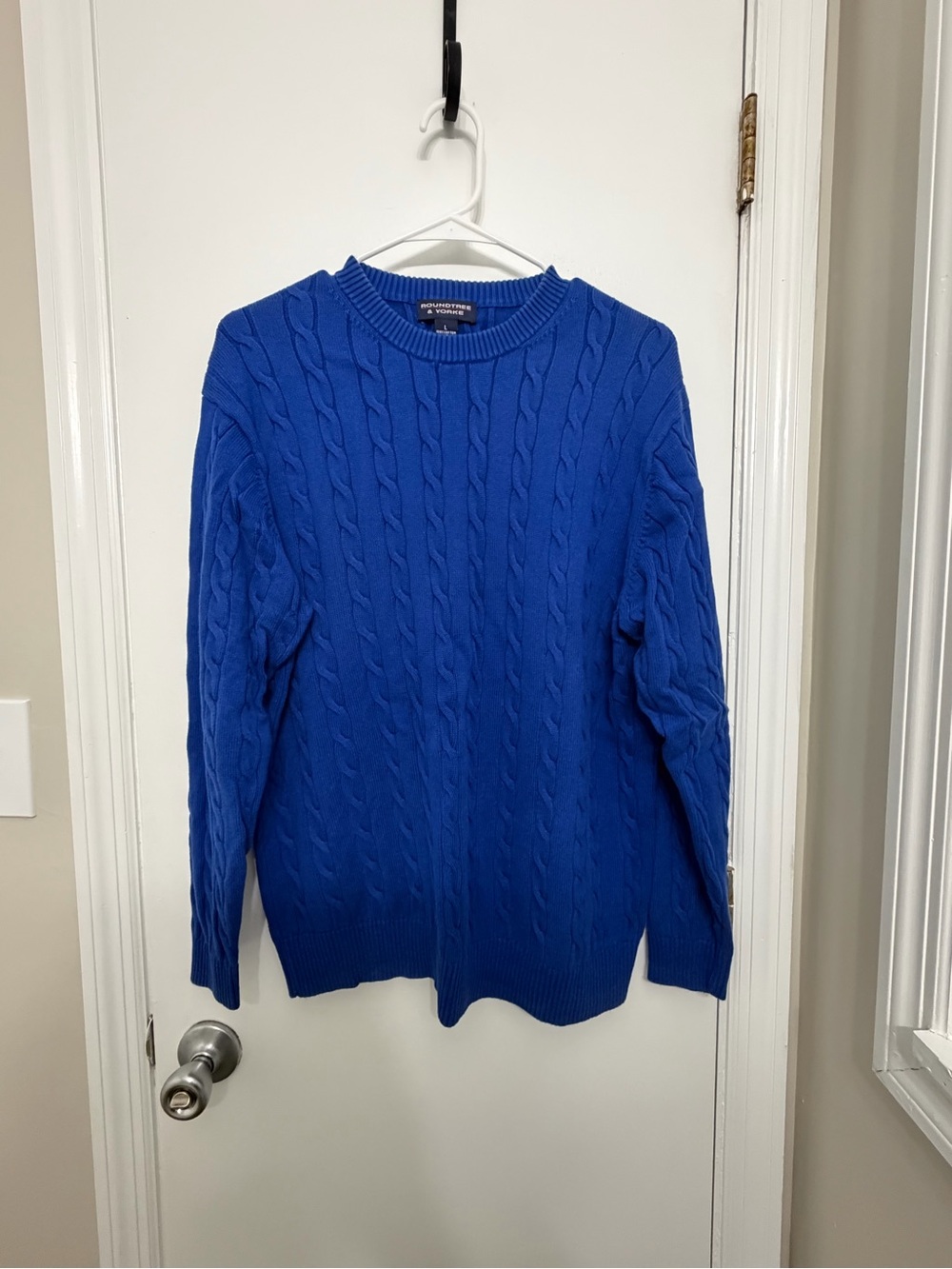 Roundtree & Yorke Royal Blue Cable Knit Crewneck Sweater